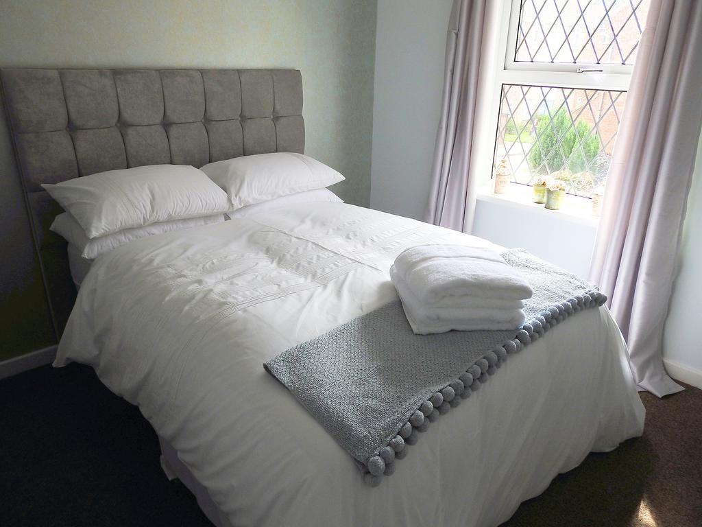 Exquisite * Hessle